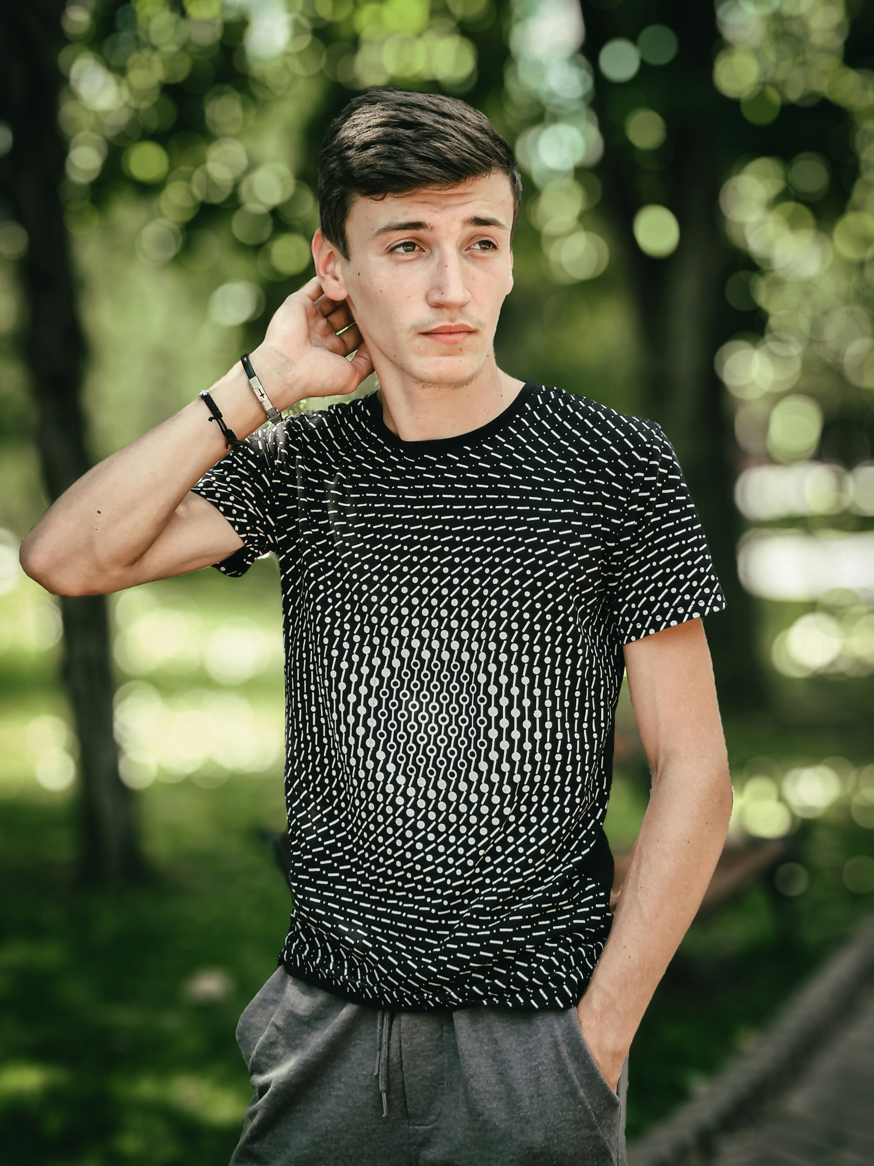 平台字幕质量筛选示意图